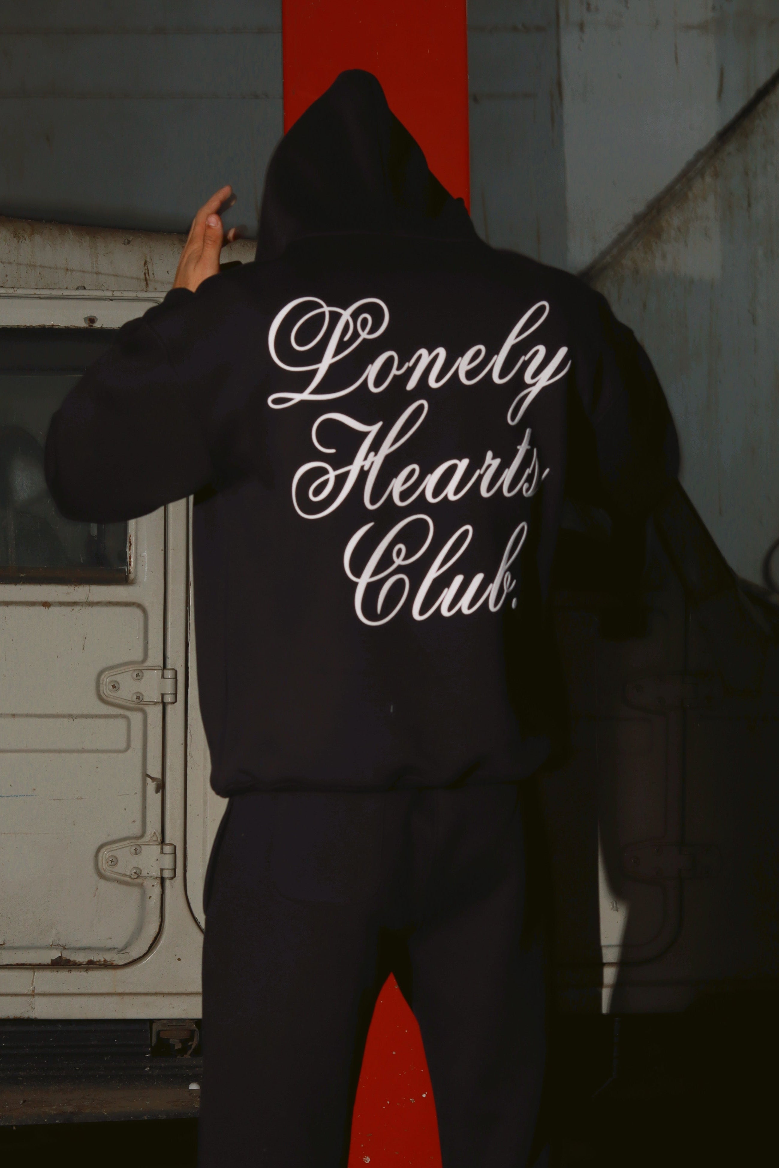 LHC HOODIE [BLACK]